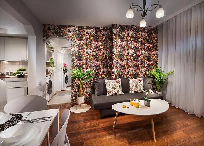 New, Vibrant & Apartament *