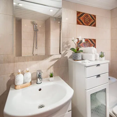 Apartman New, Vibrant &